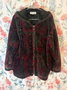 Vintage Forecaster Men's Hooded Zip Jacket in Black and Burgundy